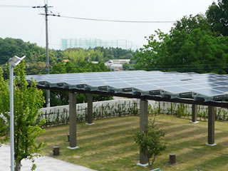 About the 17kW photovoltaic power generation system located at the upper part of the adjustment pond